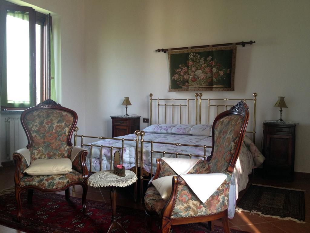 Bed And Breakfast Azienda Agricola Cascina Salazzara Magenta Zimmer foto